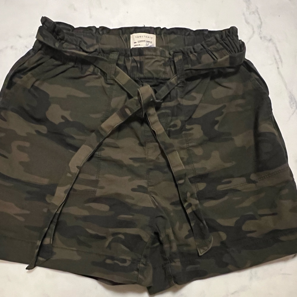 Sanctuary Camo Shorts
